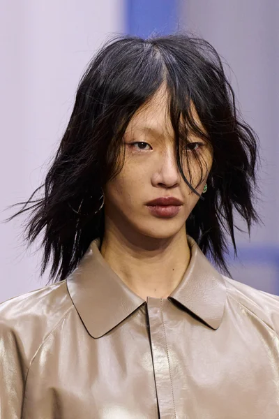 Look 97